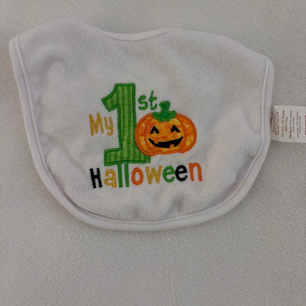 🎈5/$5 My 1st Halloween Bib